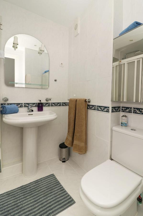 Family Apartment Walking Distance To The Sea And All Amenities Sitio de Calahonda Ngoại thất bức ảnh